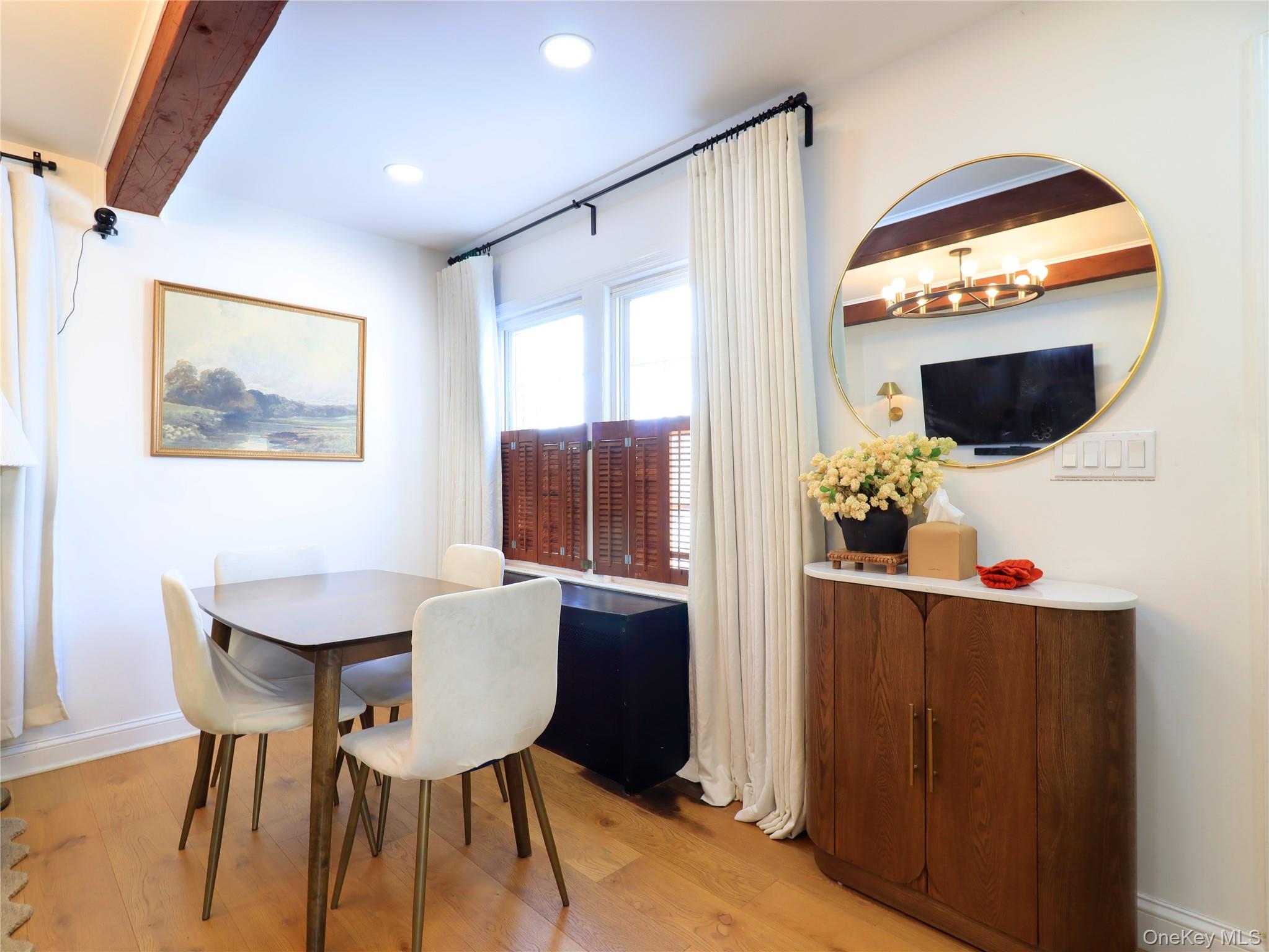 #7 photo, 17 Laurel Place, Valley Stream , NY 11580