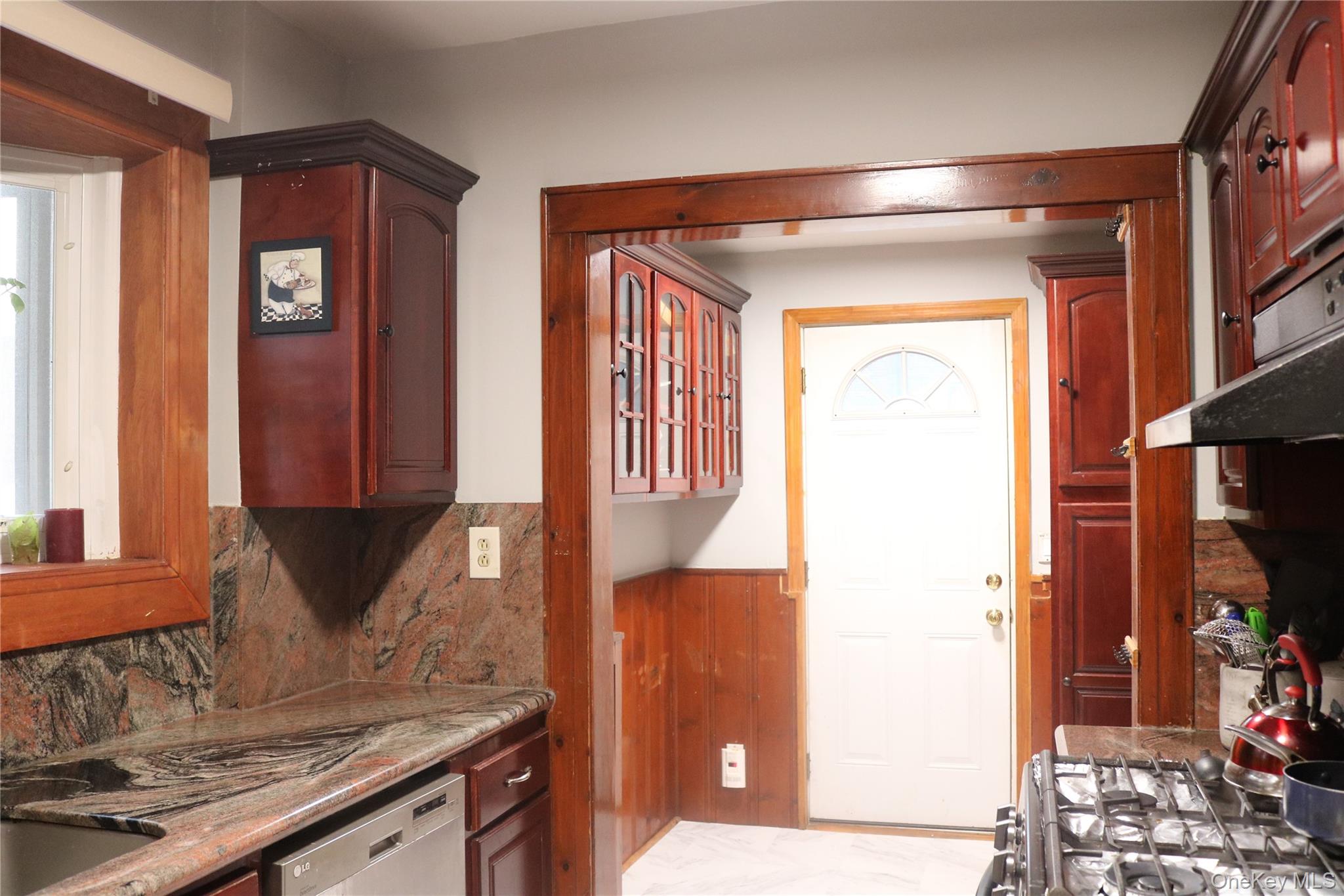 #15 photo, 23015 88th Avenue, Queens Village , NY 11427