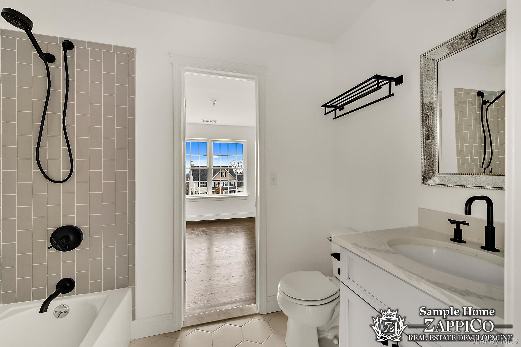 #15 photo, 775 Linda Avenue, Thornwood , NY 10594