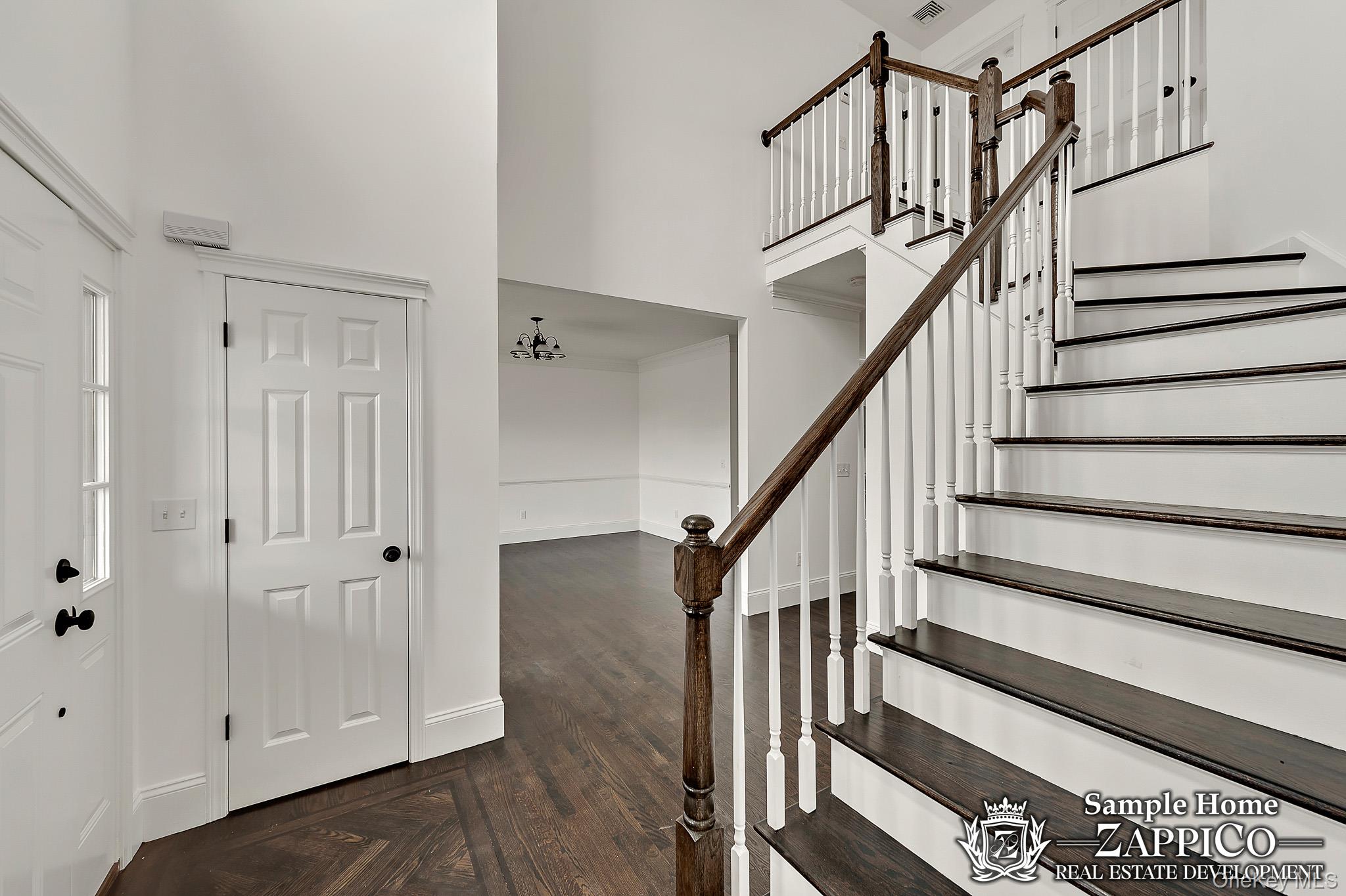 #2 photo, 775 Linda Avenue, Thornwood , NY 10594