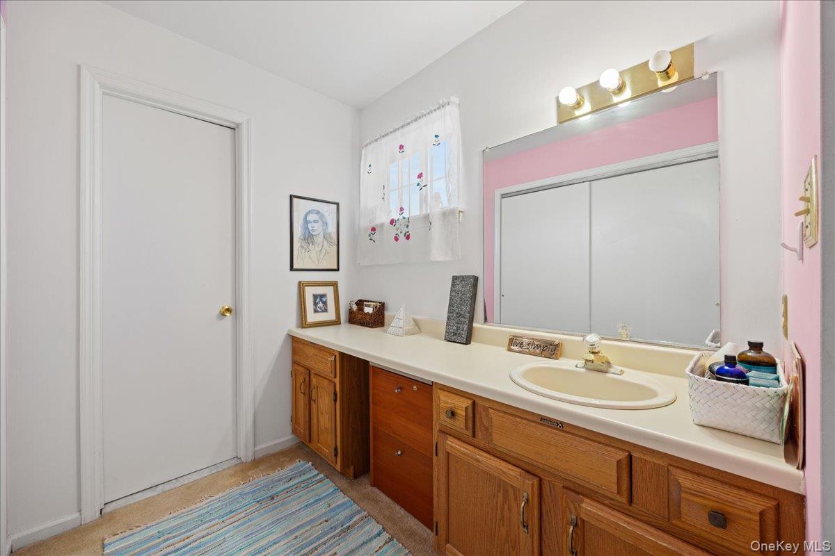 #20 photo, 3 Magnolia Lane, Warwick , NY 10990