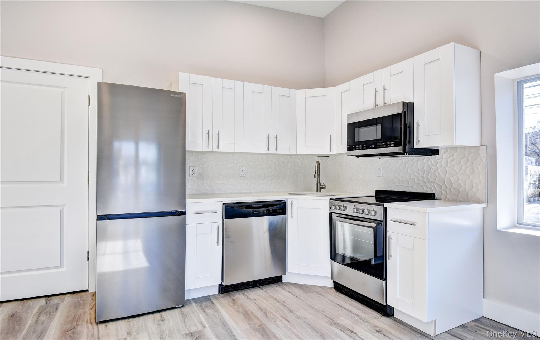 #14 photo, 292 Main Street, Nyack , NY 10960