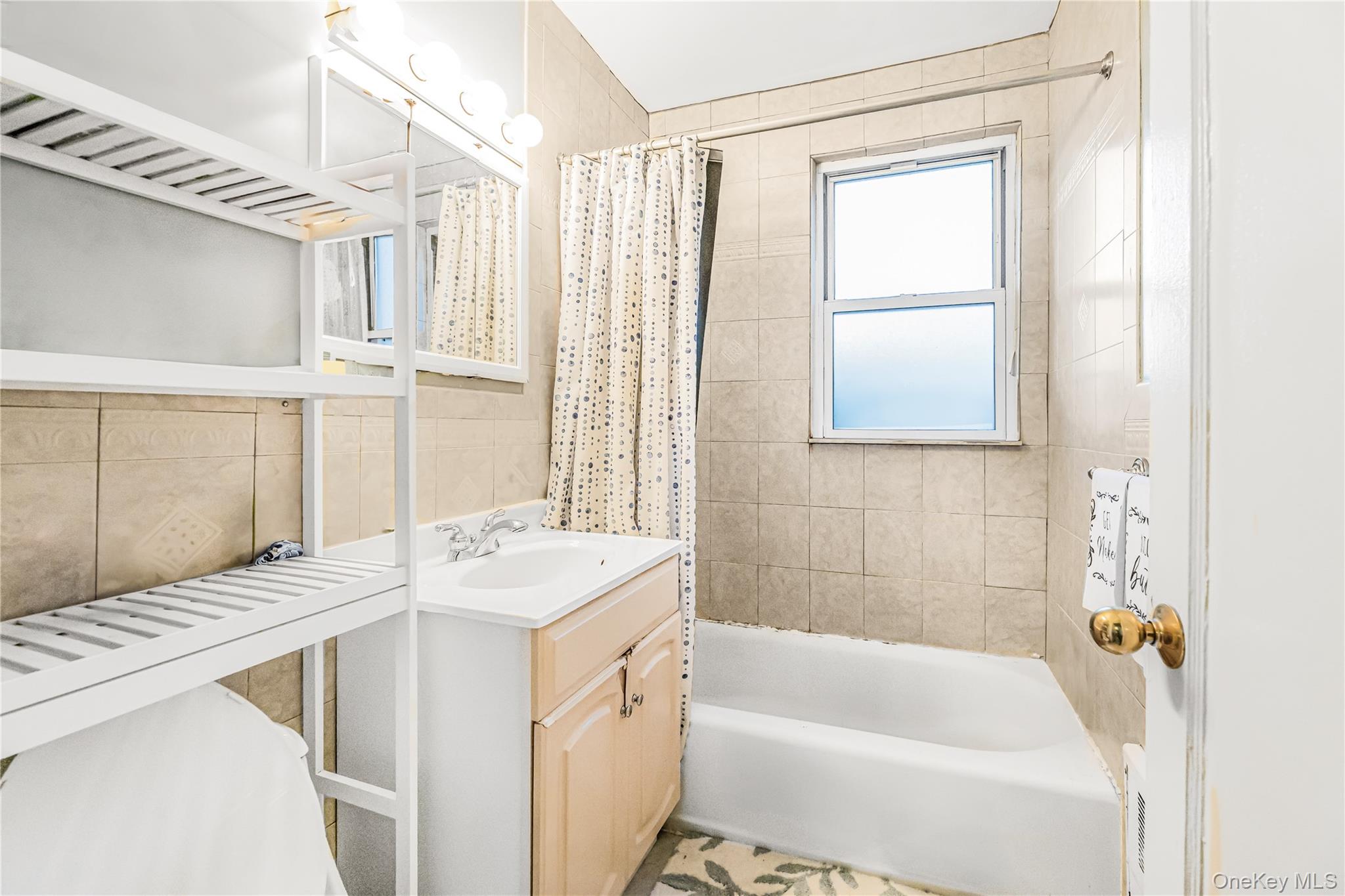 #9 photo, 15 Winchester Avenue, Yonkers , NY 10710