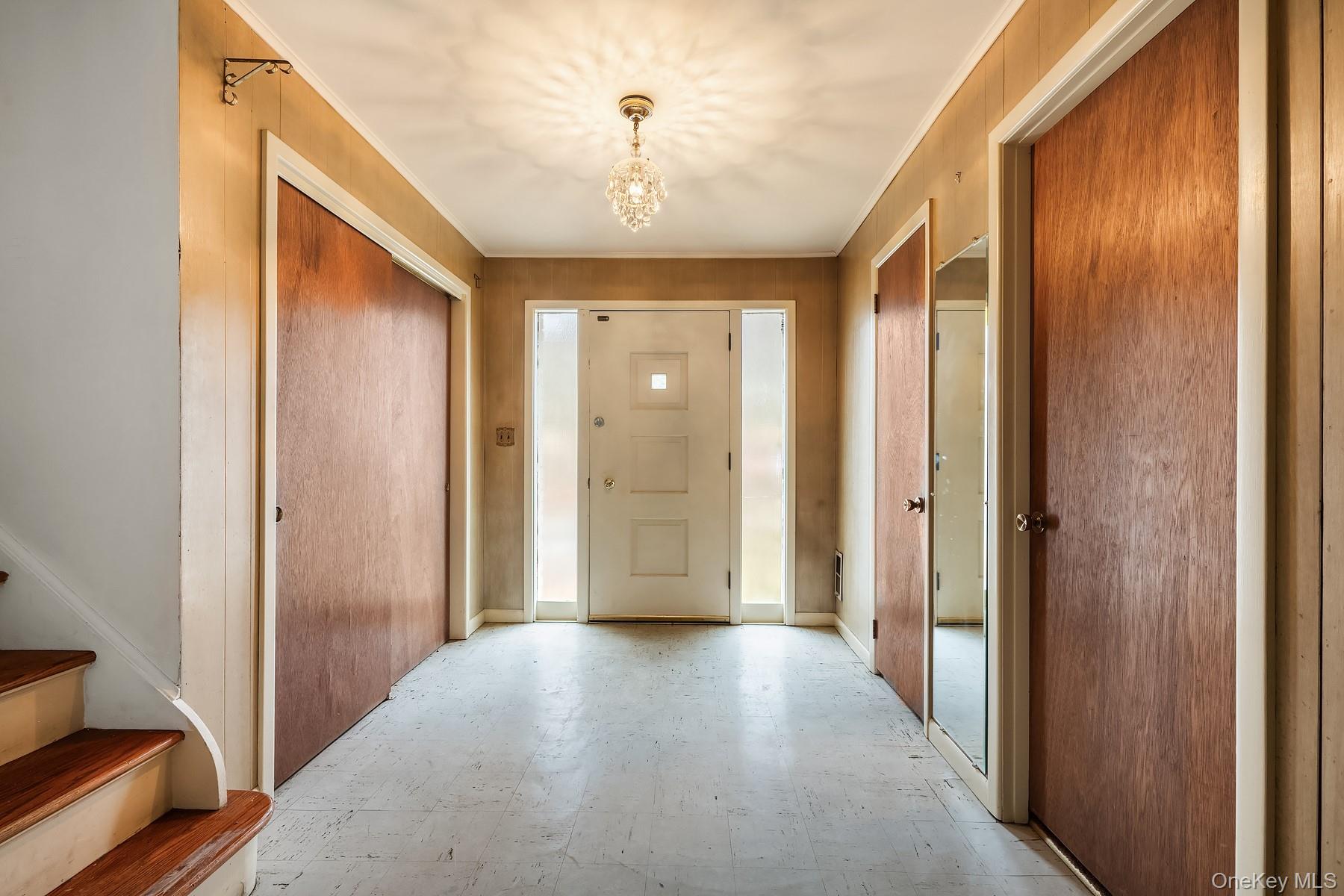 #2 photo, 705 Ardsley Road, Scarsdale , NY 10583