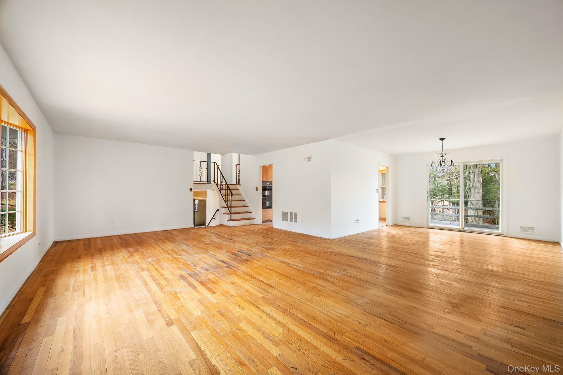 #5 photo, 705 Ardsley Road, Scarsdale , NY 10583