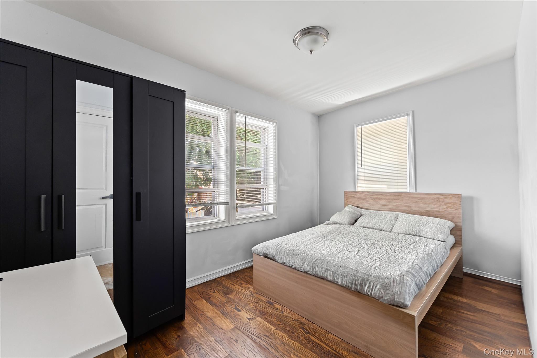 #4 photo, 4114 Wickham Avenue, Bronx , NY 10466