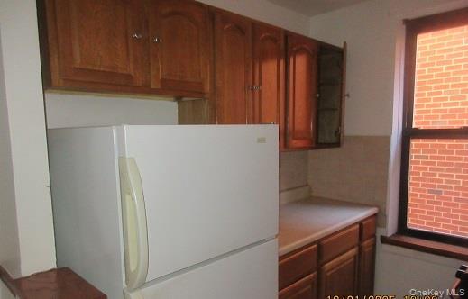 #5 photo, 3231 Barker Avenue, Bronx , NY 10467