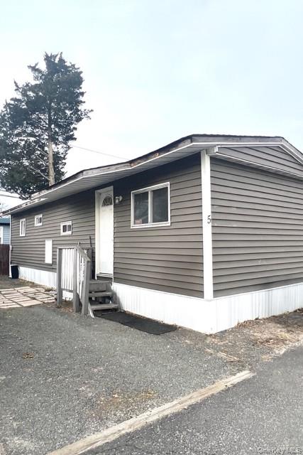 #1 photo, 5 Birch Avenue, Bay Shore , NY 11706