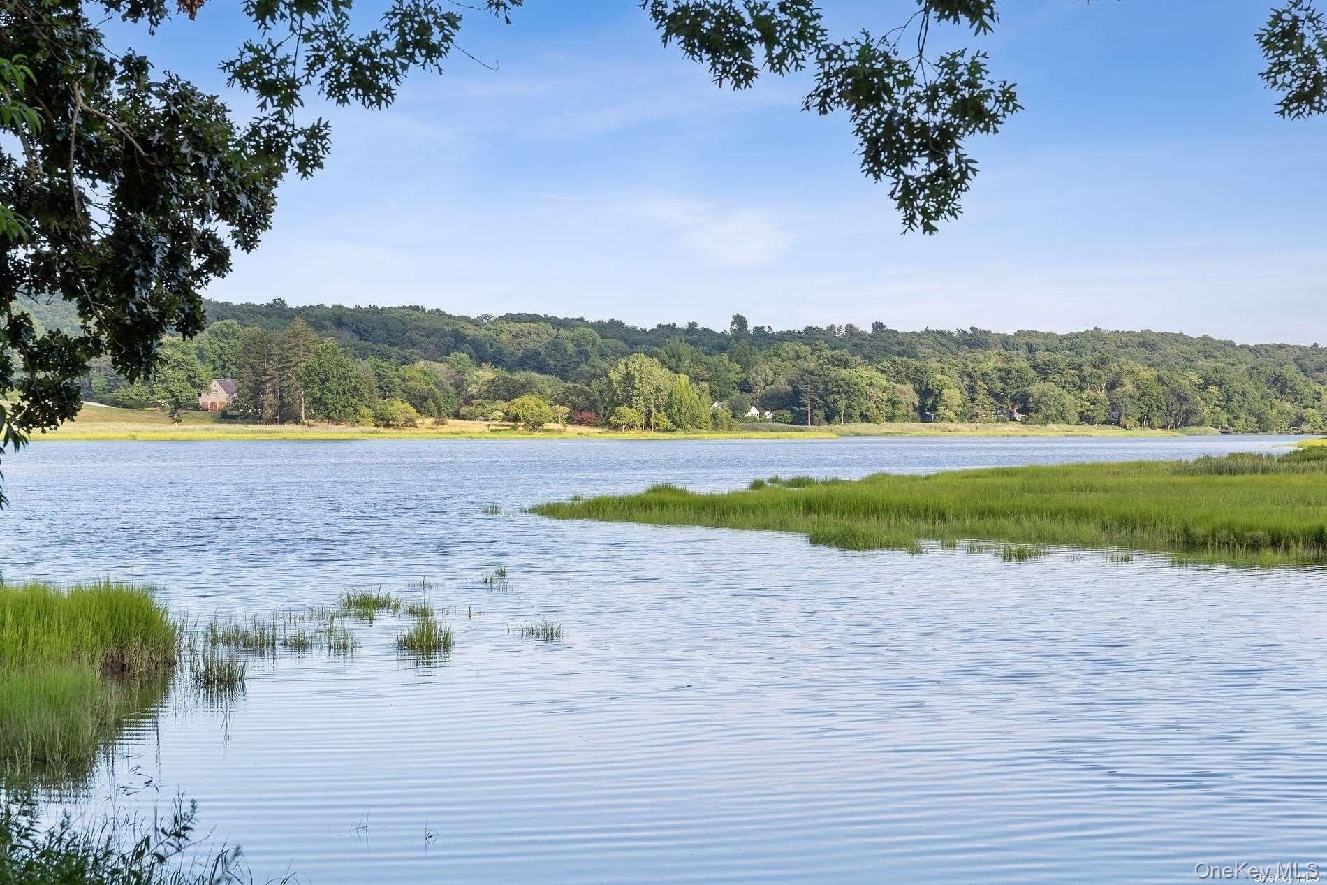 #5 photo, 31 Factory Pond Road, Locust Valley , NY 11560