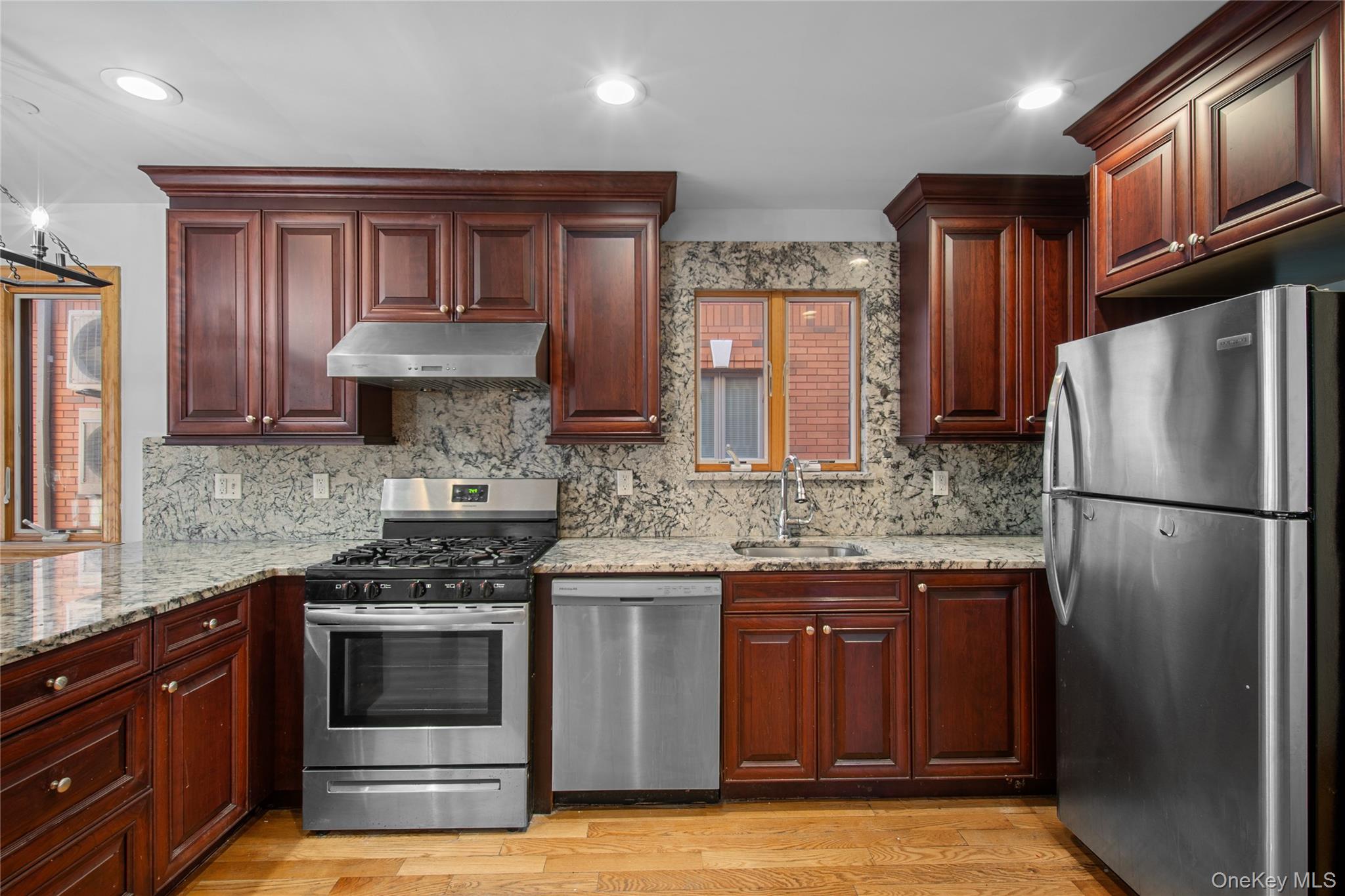 #10 photo, 17-34 149th Street, Whitestone , NY 11357