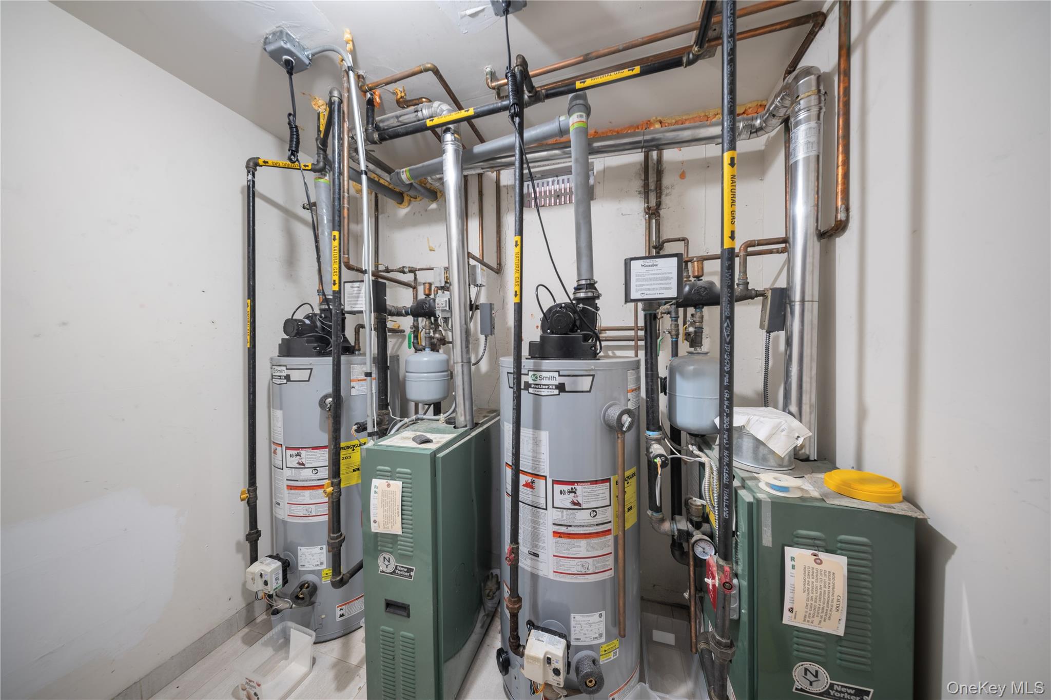 #20 photo, 17-34 149th Street, Whitestone , NY 11357