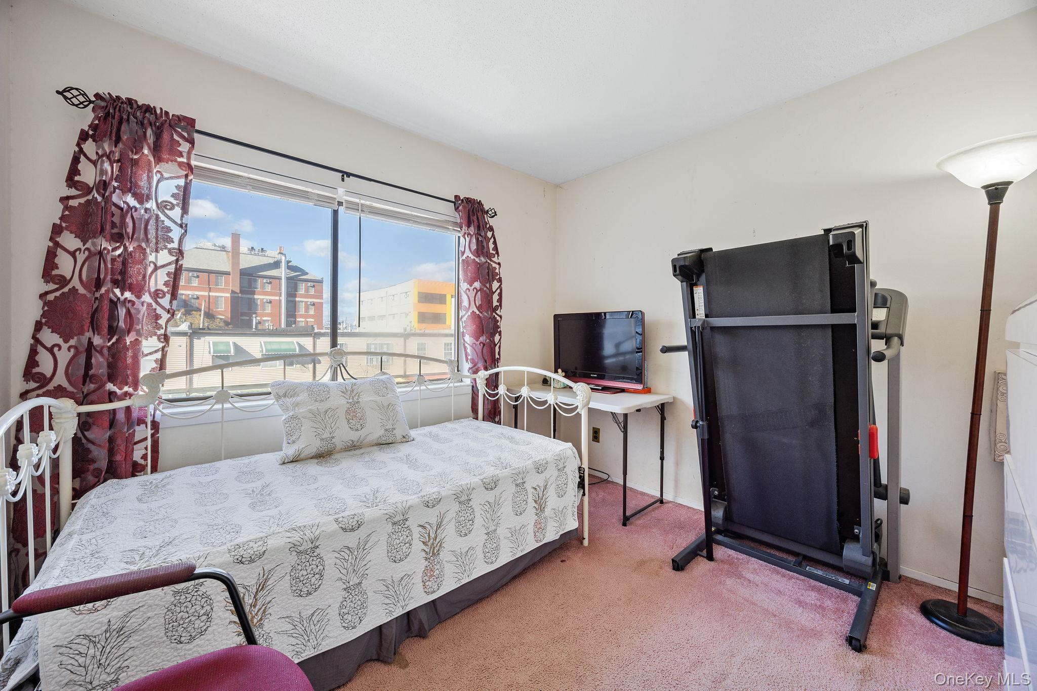 #12 photo, 905 Hart Street, ব্রুকলিন Brooklyn , NY 11237