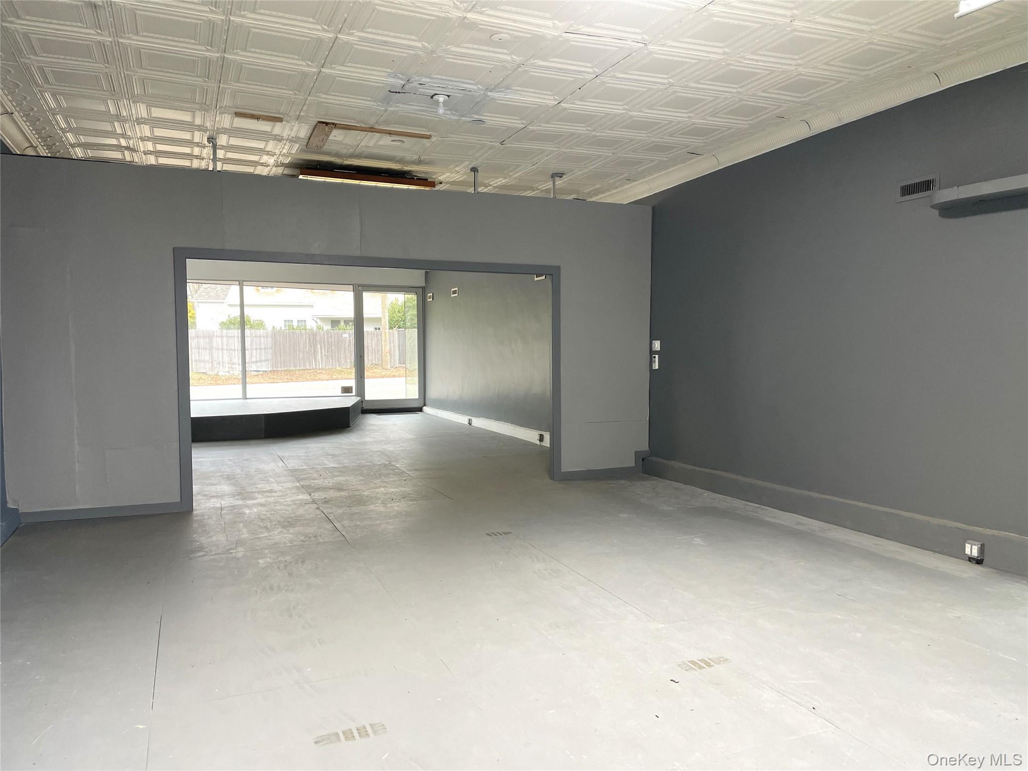 #14 photo, 25 N North Sea Road, Southampton , NY 11968