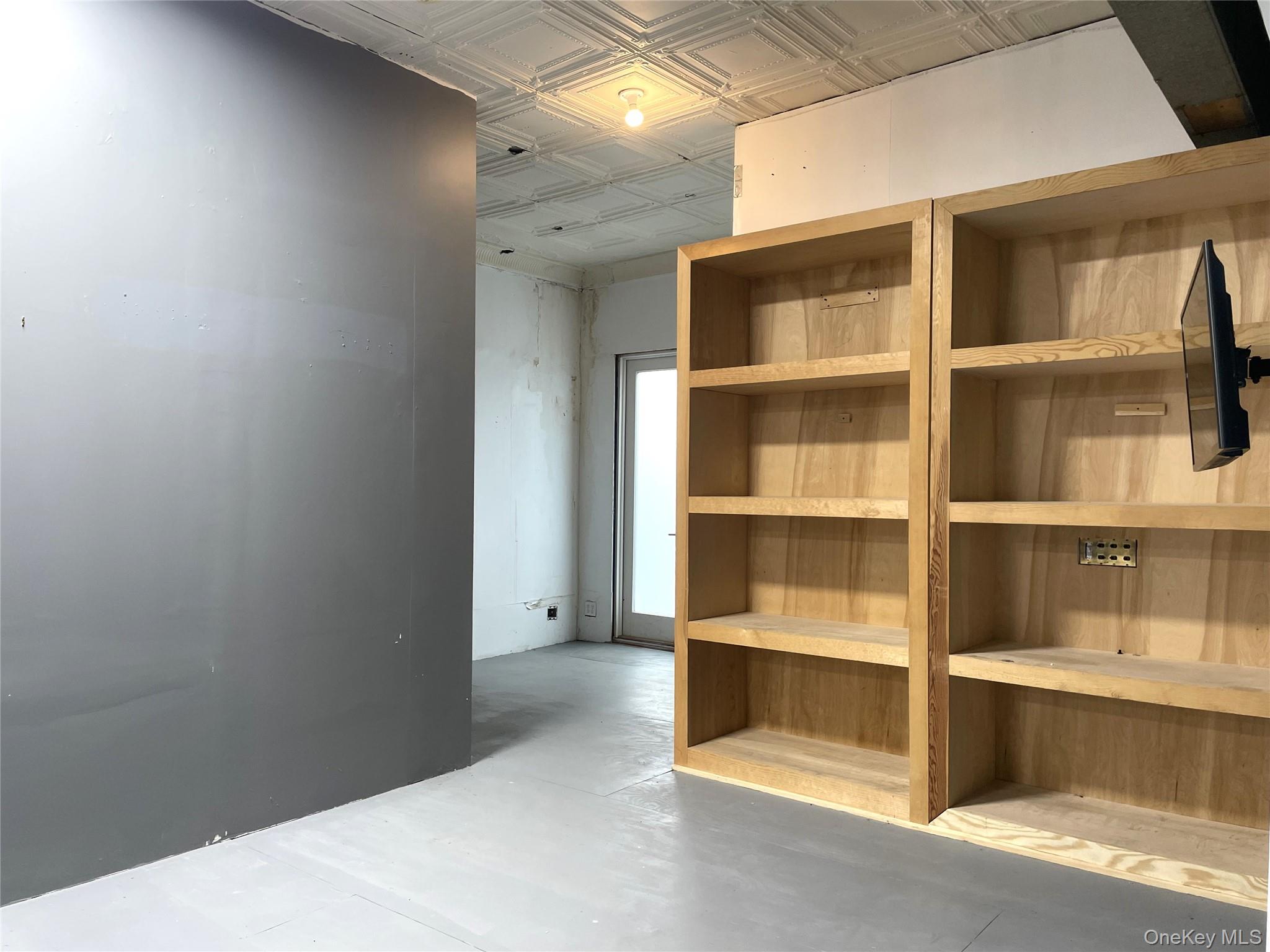 #16 photo, 25 N North Sea Road, Southampton , NY 11968