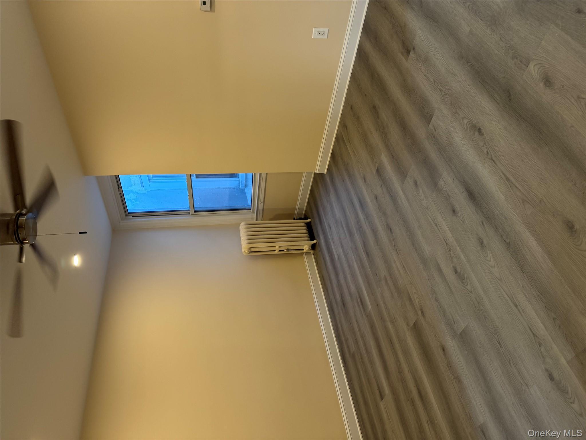 #3 photo, 10617 Metropolitan Avenue, קווינס Forest Hills , NY 11375