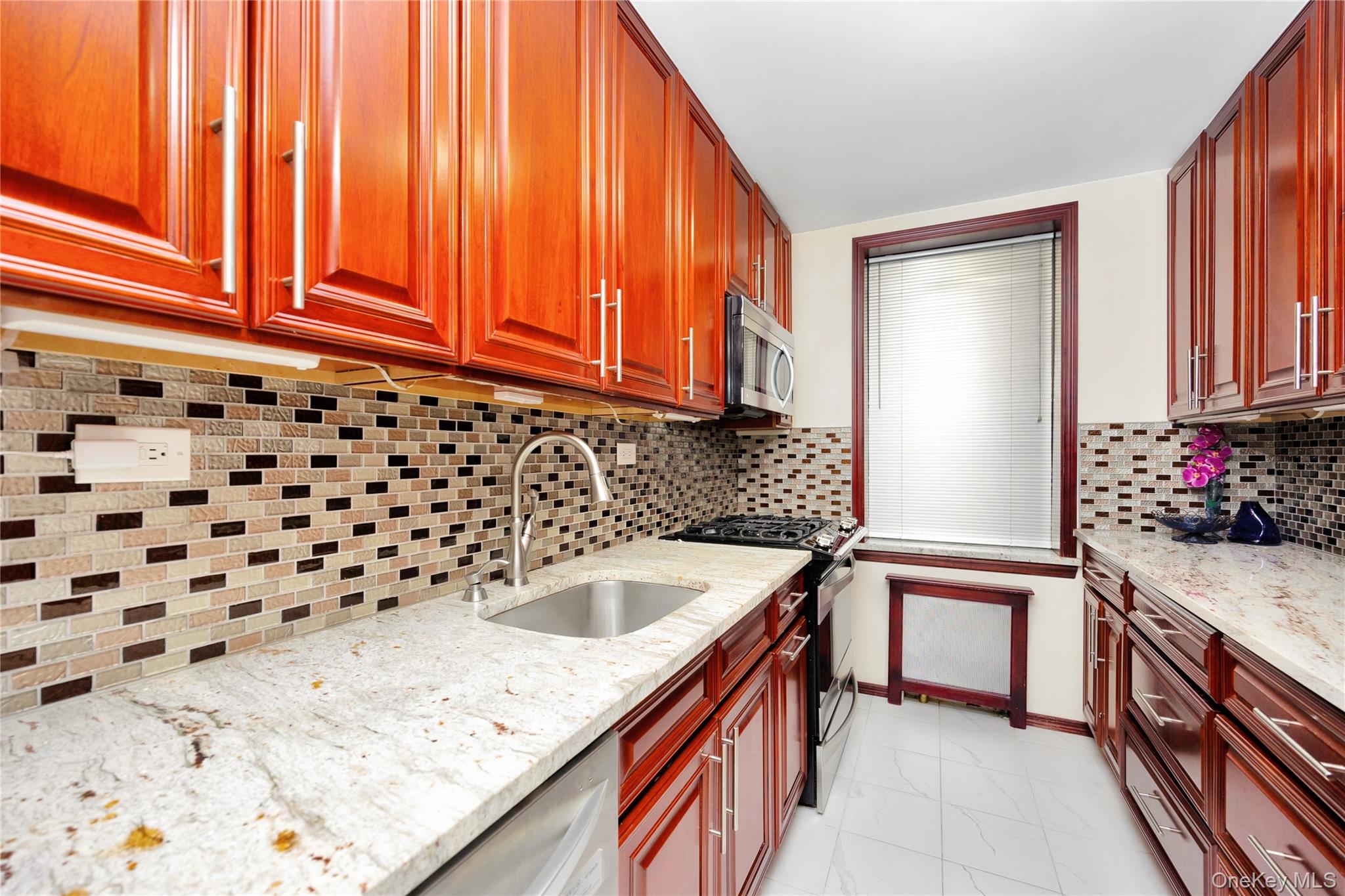 #10 photo, 32-42 91st Street, Jackson Heights , NY 11369