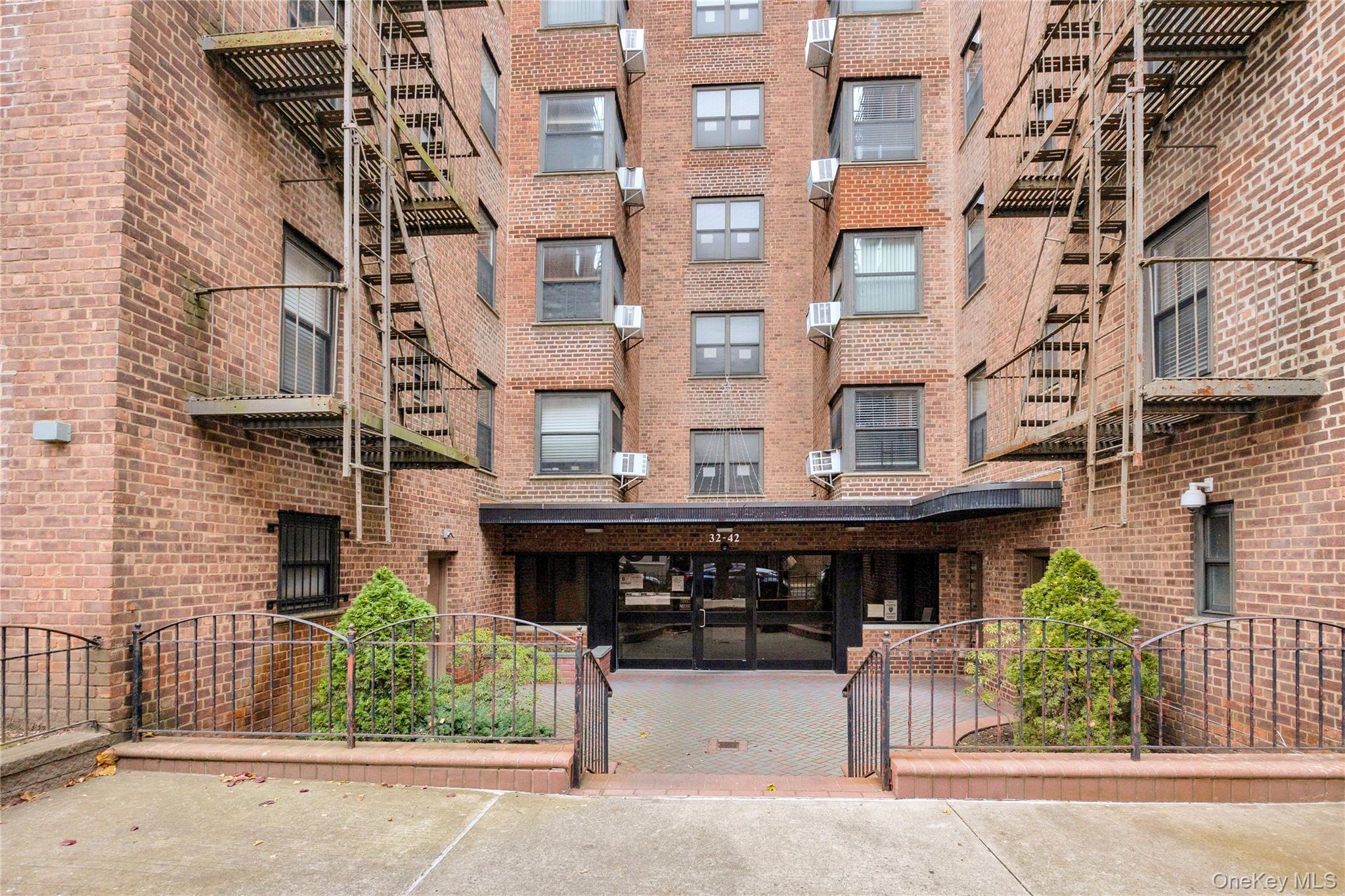 #2 photo, 32-42 91st Street, Jackson Heights , NY 11369