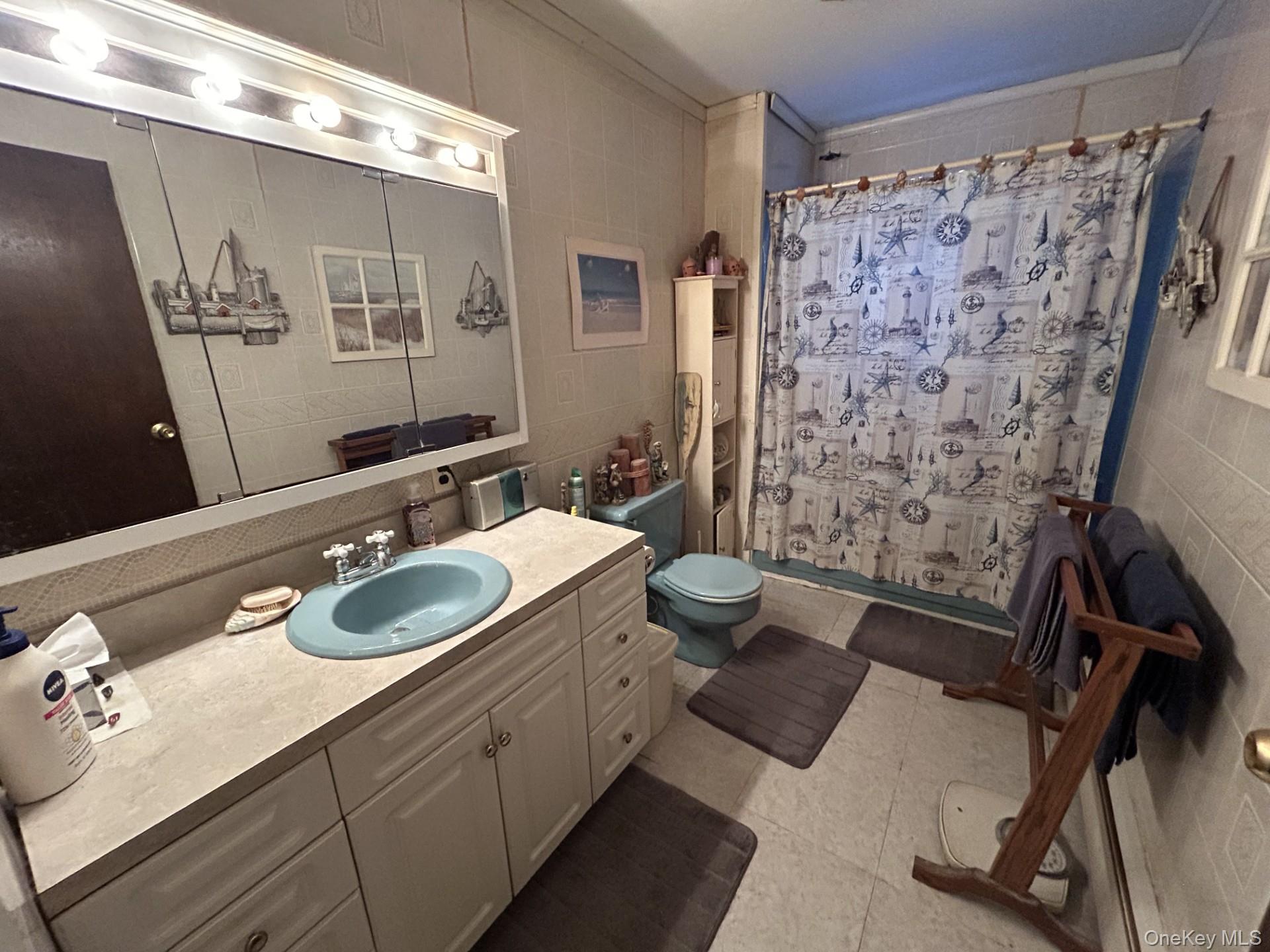 #11 photo, 220 Larch Lane, Smithtown , NY 11787