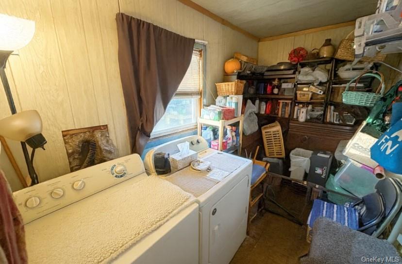 #12 photo, 220 Larch Lane, Smithtown , NY 11787