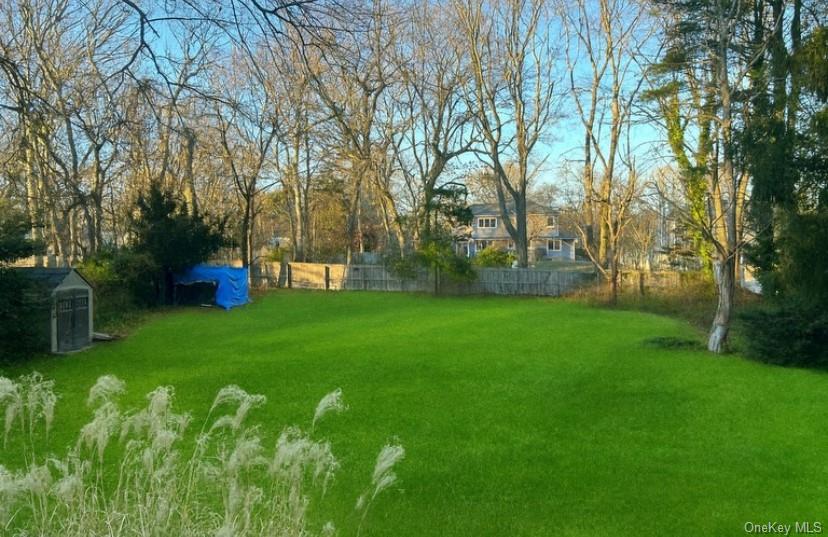 #13 photo, 220 Larch Lane, Smithtown , NY 11787