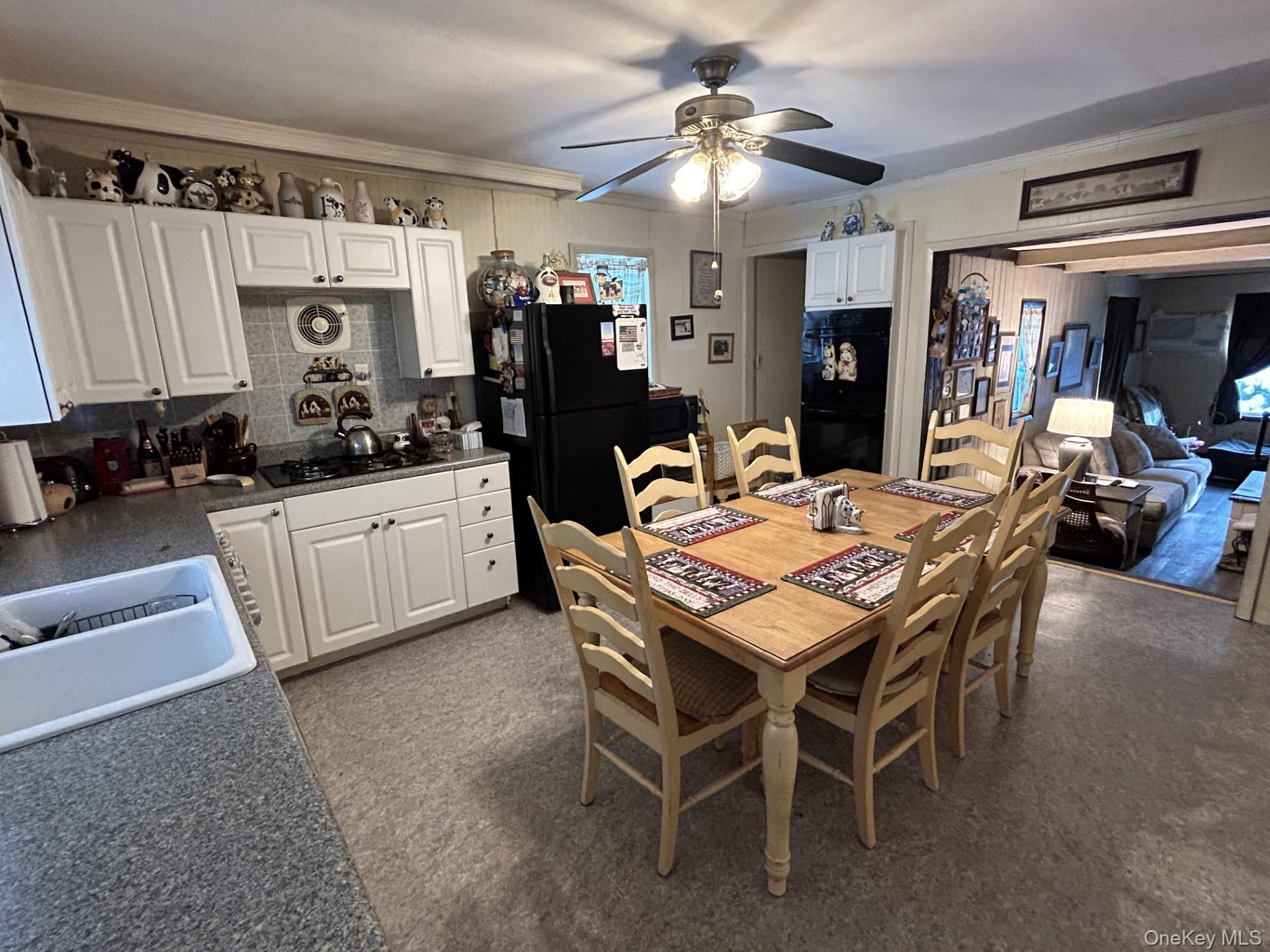 #3 photo, 220 Larch Lane, Smithtown , NY 11787