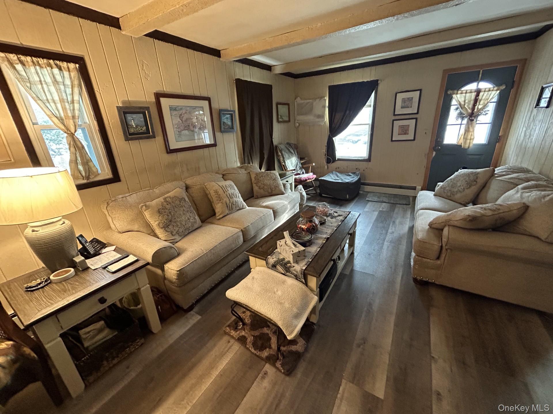 #7 photo, 220 Larch Lane, Smithtown , NY 11787