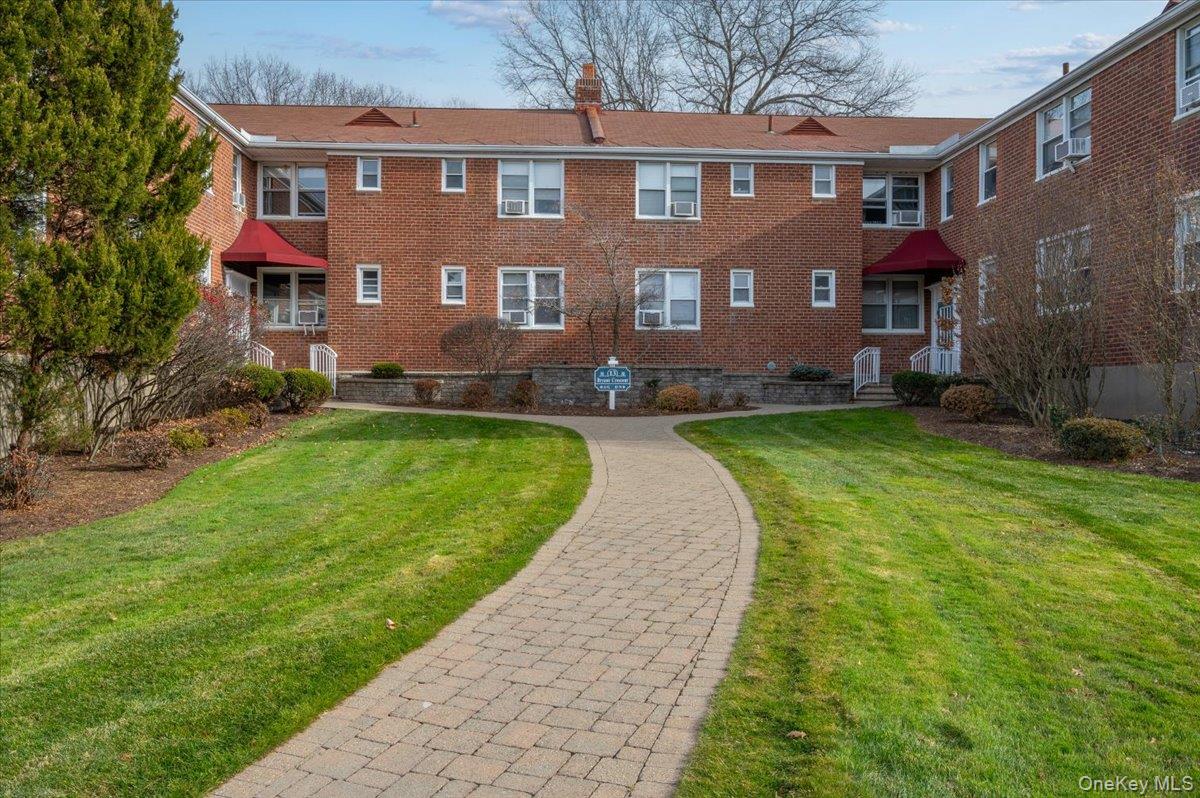 #2 photo, 13 Bryant Crescent, White Plains , NY 10604