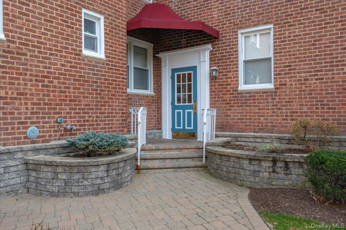 #3 photo, 13 Bryant Crescent, White Plains , NY 10604