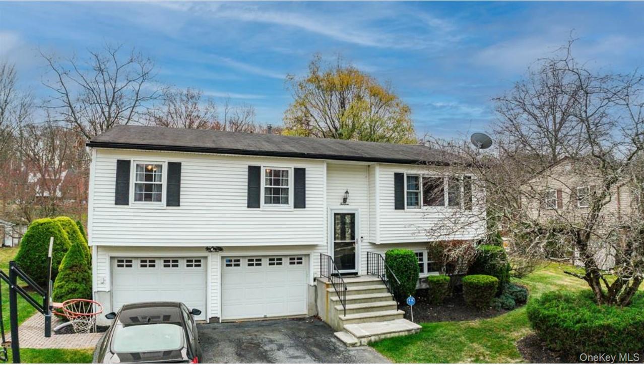 #1 photo, 13 Newbury Street, Monroe , NY 10950