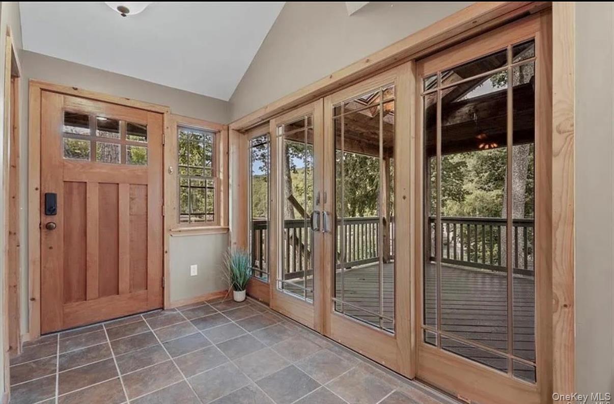 #3 photo, 11 Oakdale Road, Putnam Valley , NY 10579