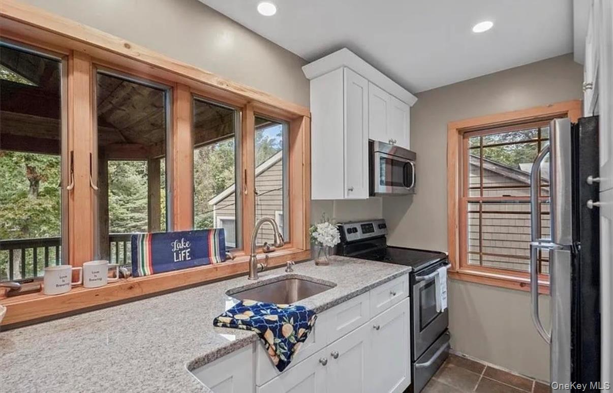 #6 photo, 11 Oakdale Road, Putnam Valley , NY 10579