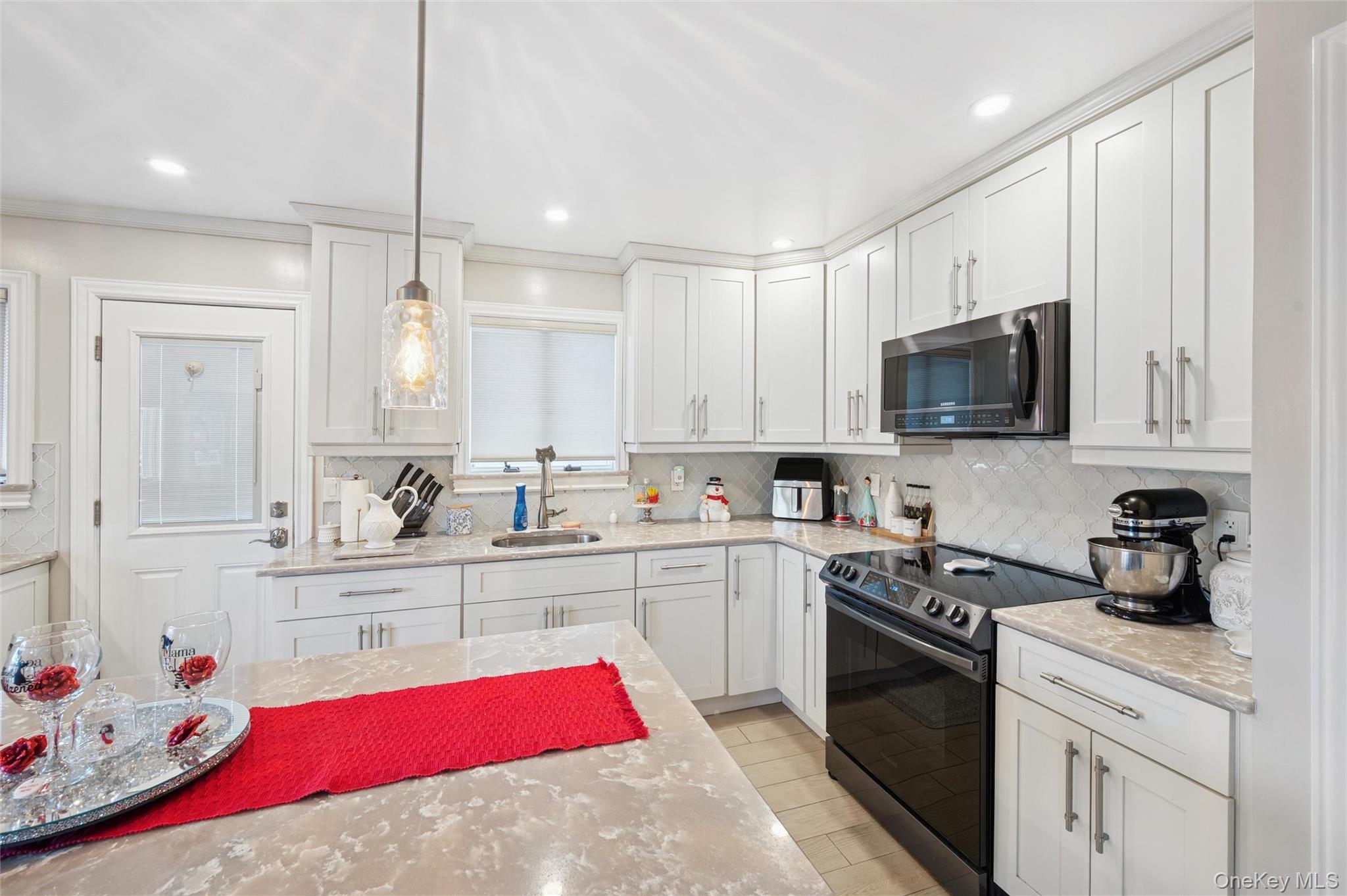 #7 photo, 14 Blanchard Street, West Babylon , NY 11704