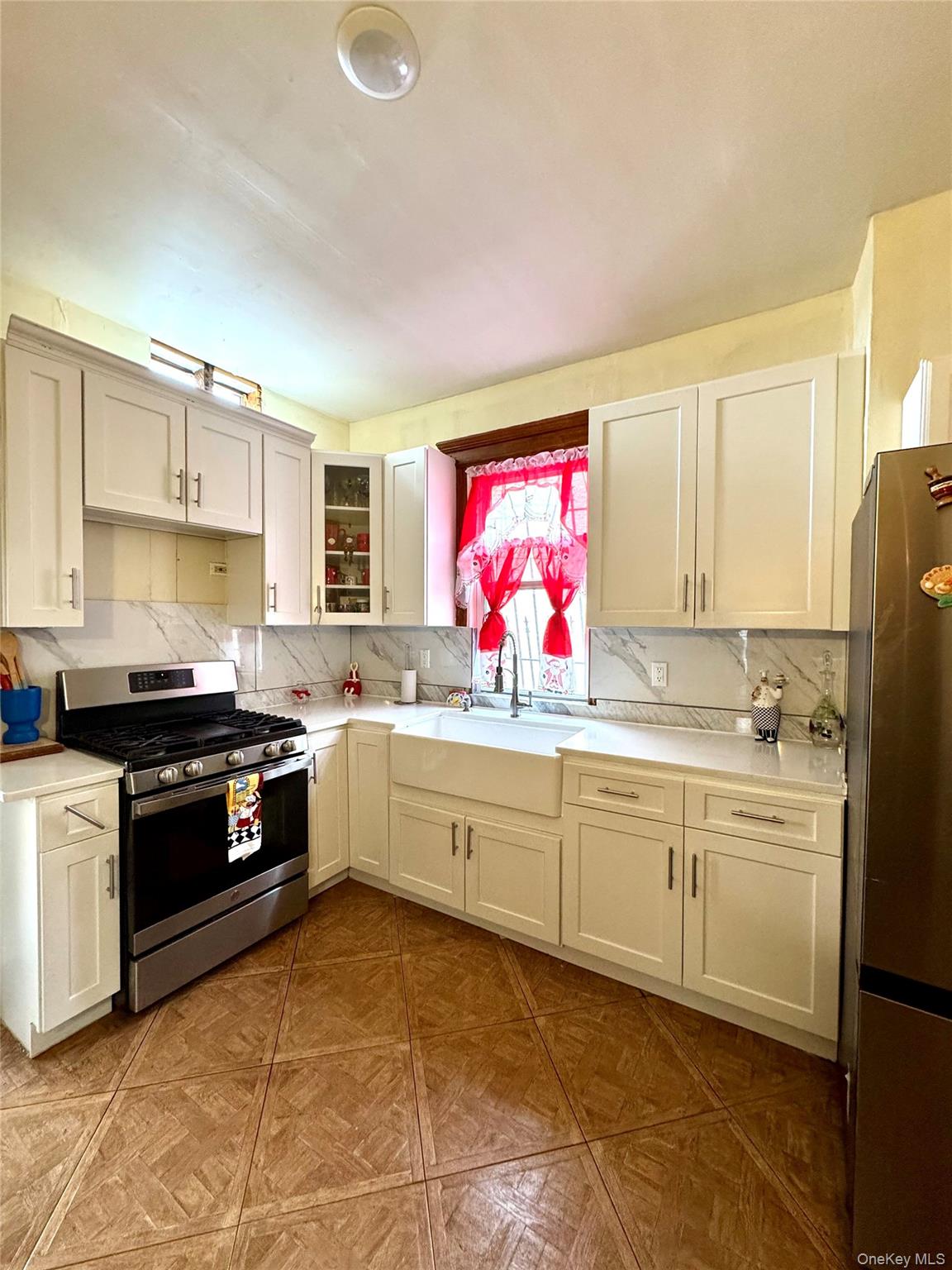 #9 photo, 31-26 Buell Street, 뉴욕퀸즈 East Elmhurst , NY 11369