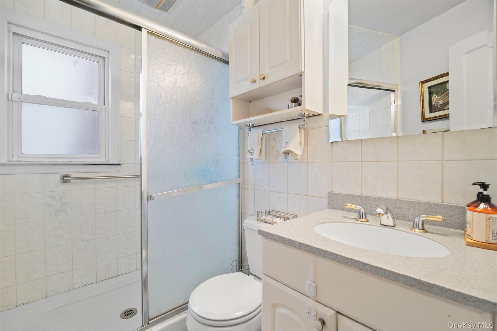 #12 photo, 8412 Cross Island Parkway, 皇后區 Bellerose , NY 11426