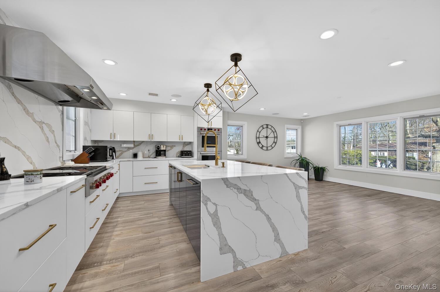 #9 photo, 14 Woodland Drive, Old Bethpage , NY 11804