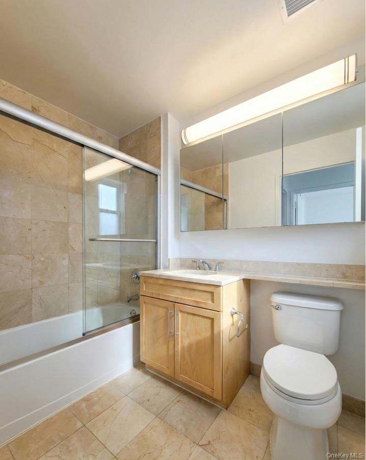 #10 photo, 40-28 College Point Boulevard, Flushing , NY 11354