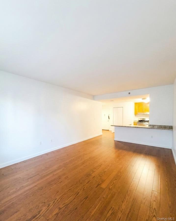 #4 photo, 40-28 College Point Boulevard, Flushing , NY 11354