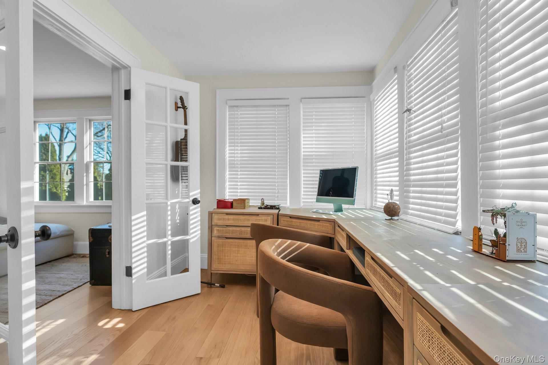 #17 photo, 32 Katherine Street, Locust Valley , NY 11560