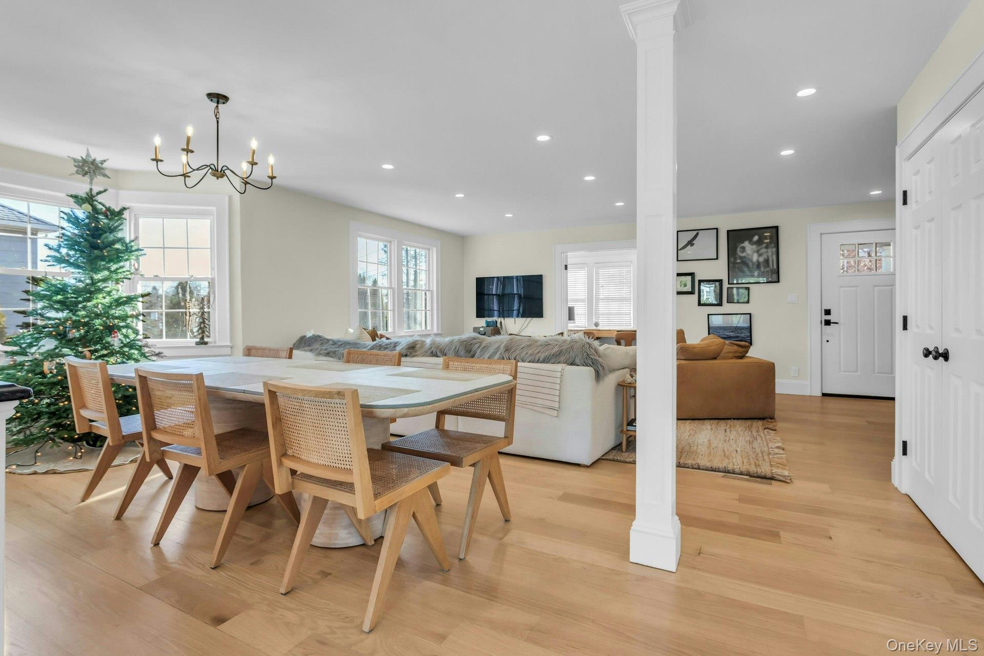 #8 photo, 32 Katherine Street, Locust Valley , NY 11560