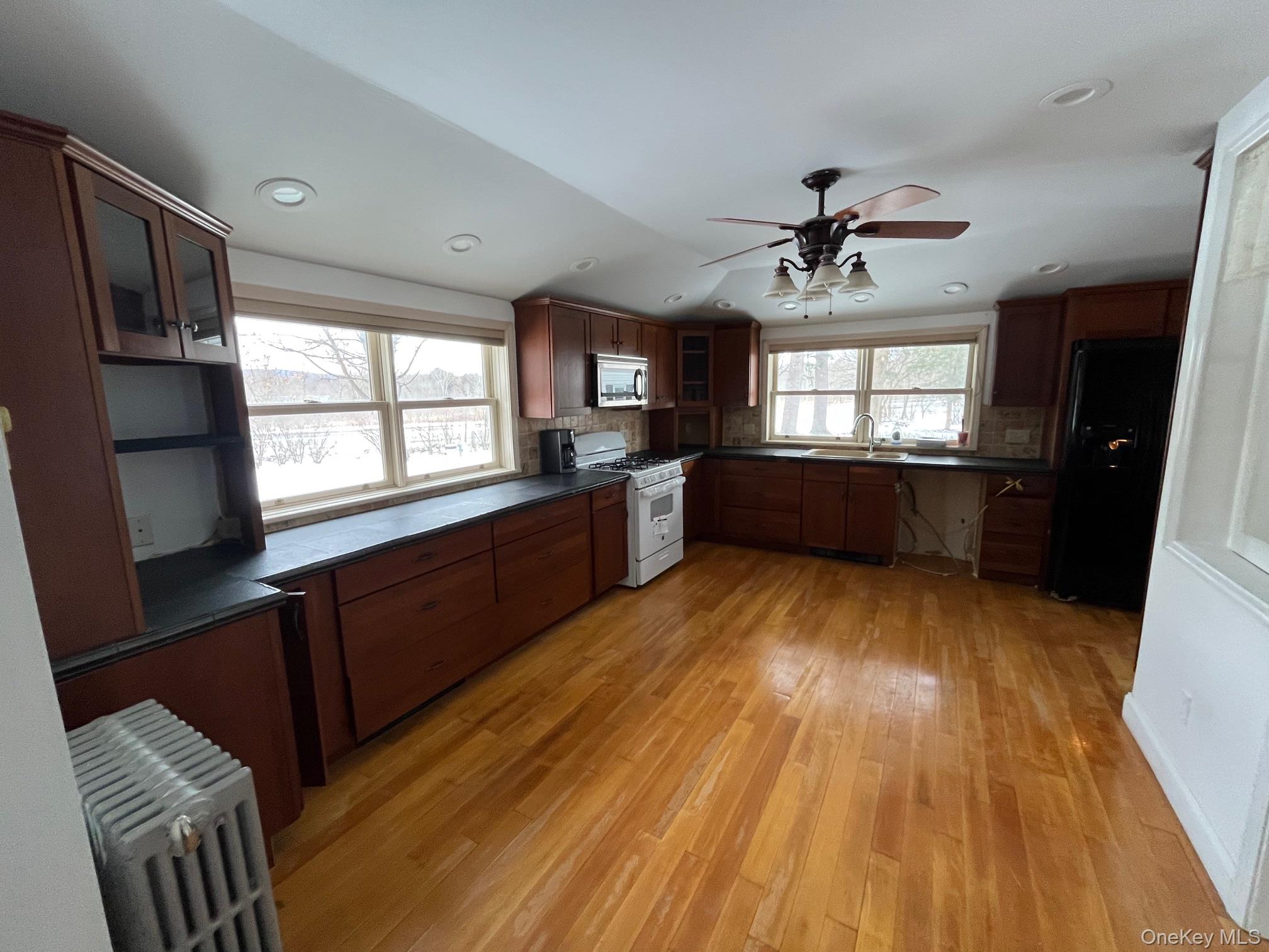 #7 photo, 5 Elm, 紐約州 Howells , NY 10940