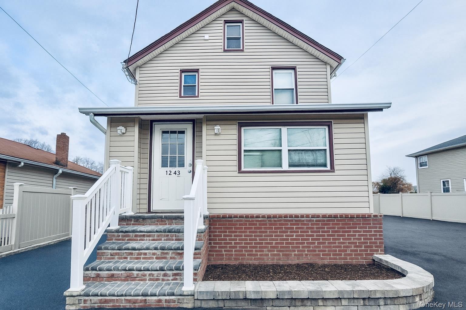 #1 photo, 1243 Peapond Road, North Bellmore , NY 11710