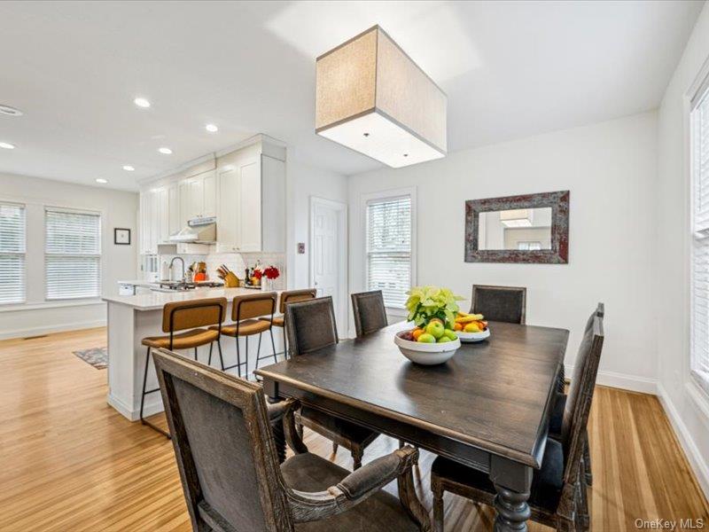 #14 photo, 27 Hewlett Court, מחוז סאפוק Babylon , NY 11702