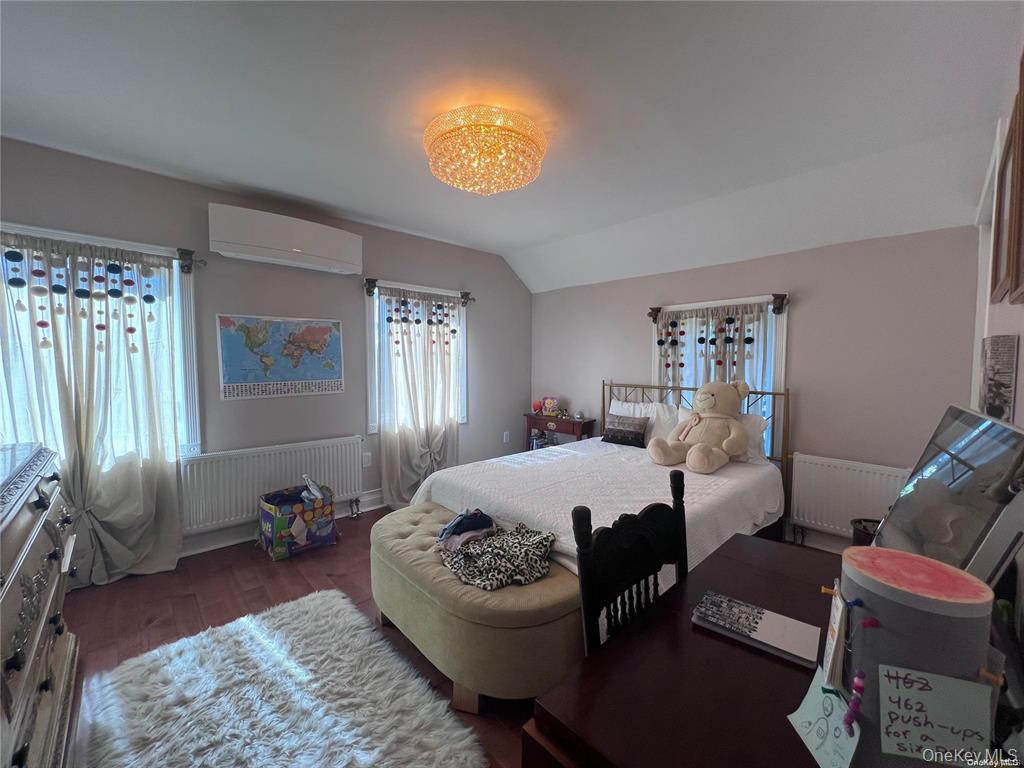 #4 photo, 11 Maplewood Road, West Babylon , NY 11704