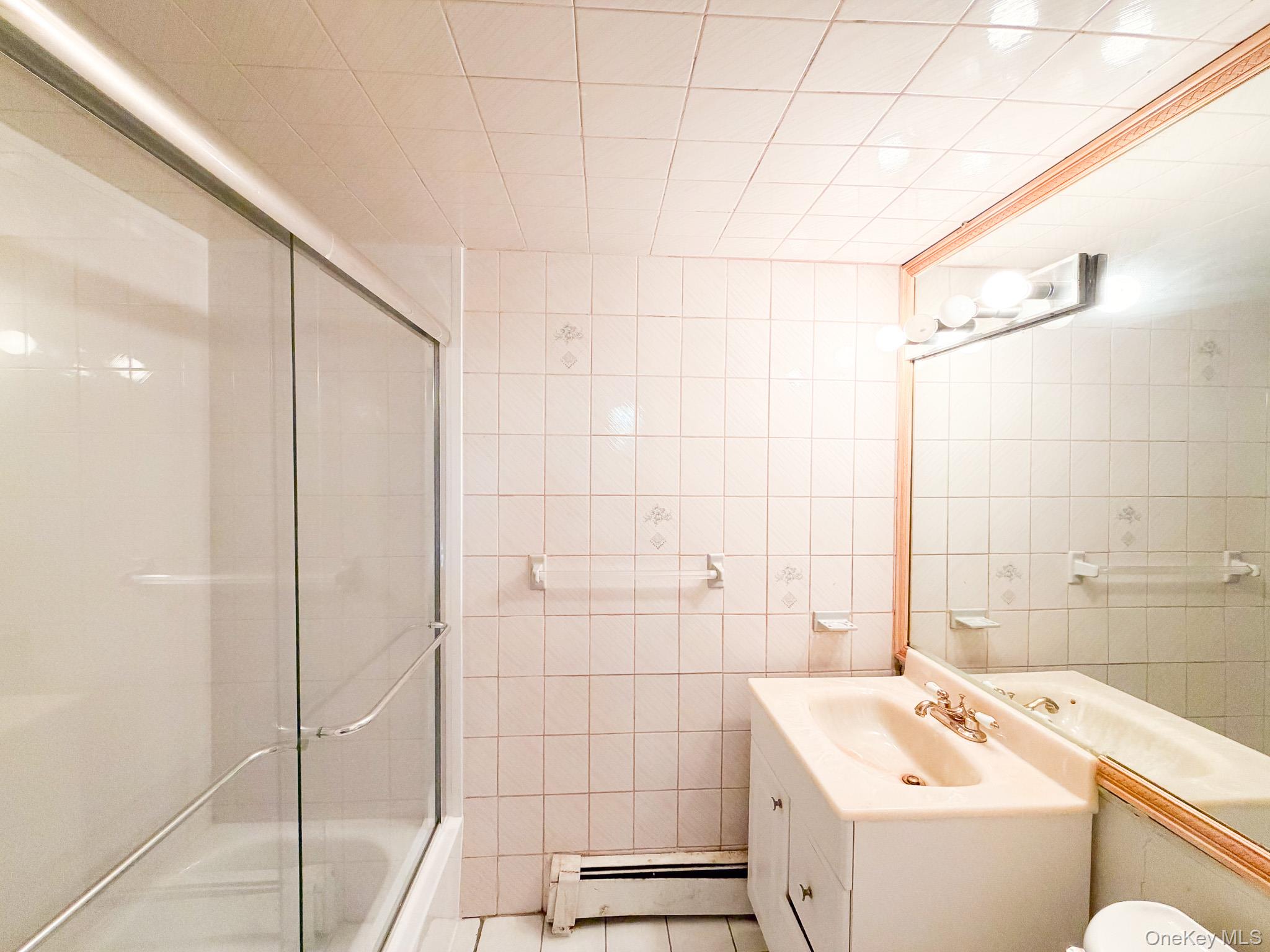 #15 photo, 25 Ford Drive, নাসাউ কাউন্টি Merrick , NY 11758