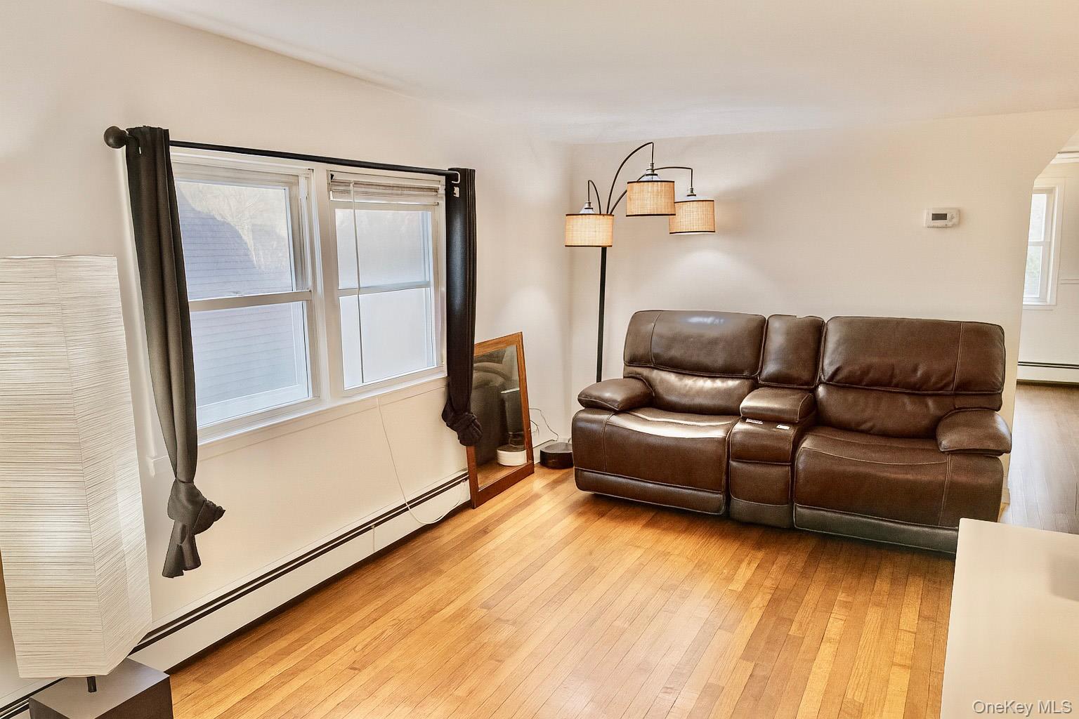 #9 photo, 38 E Hamilton Avenue, নাসাউ কাউন্টি Massapequa , NY 11758