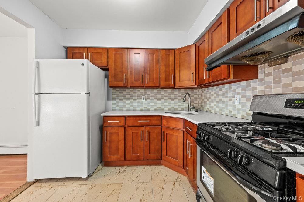 #11 photo, 86-27 57th Avenue, কুইন্‌স Elmhurst , NY 11373