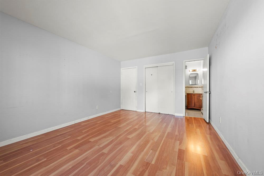 #13 photo, 86-27 57th Avenue, কুইন্‌স Elmhurst , NY 11373