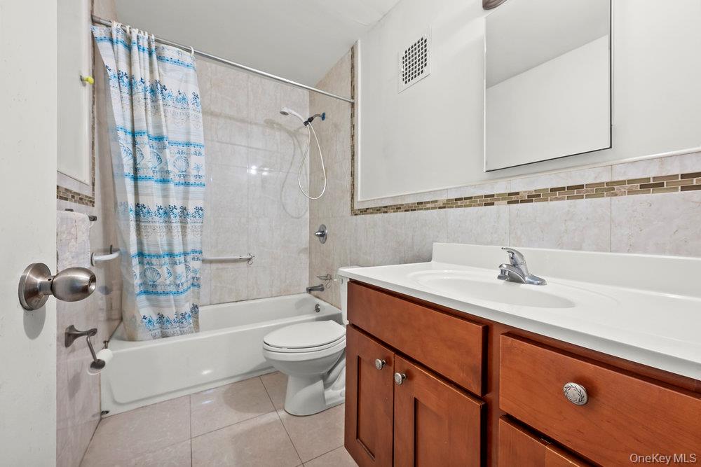 #8 photo, 86-27 57th Avenue, কুইন্‌স Elmhurst , NY 11373