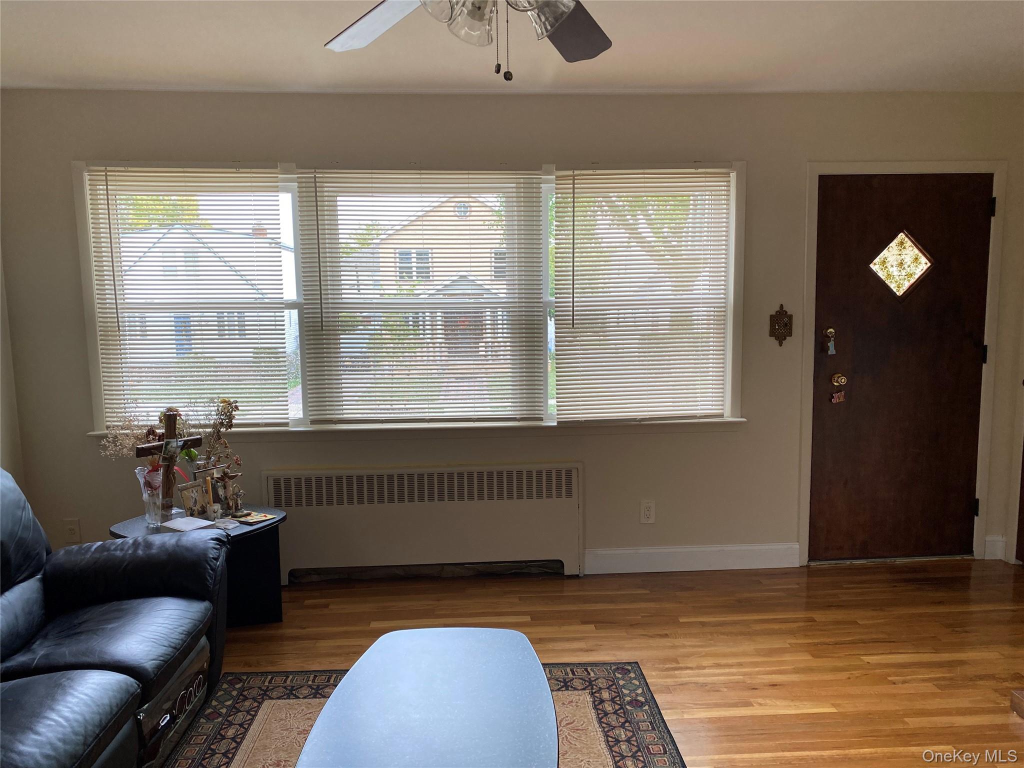 #13 photo, 81-46 266 St, Glen Oaks , NY 11004