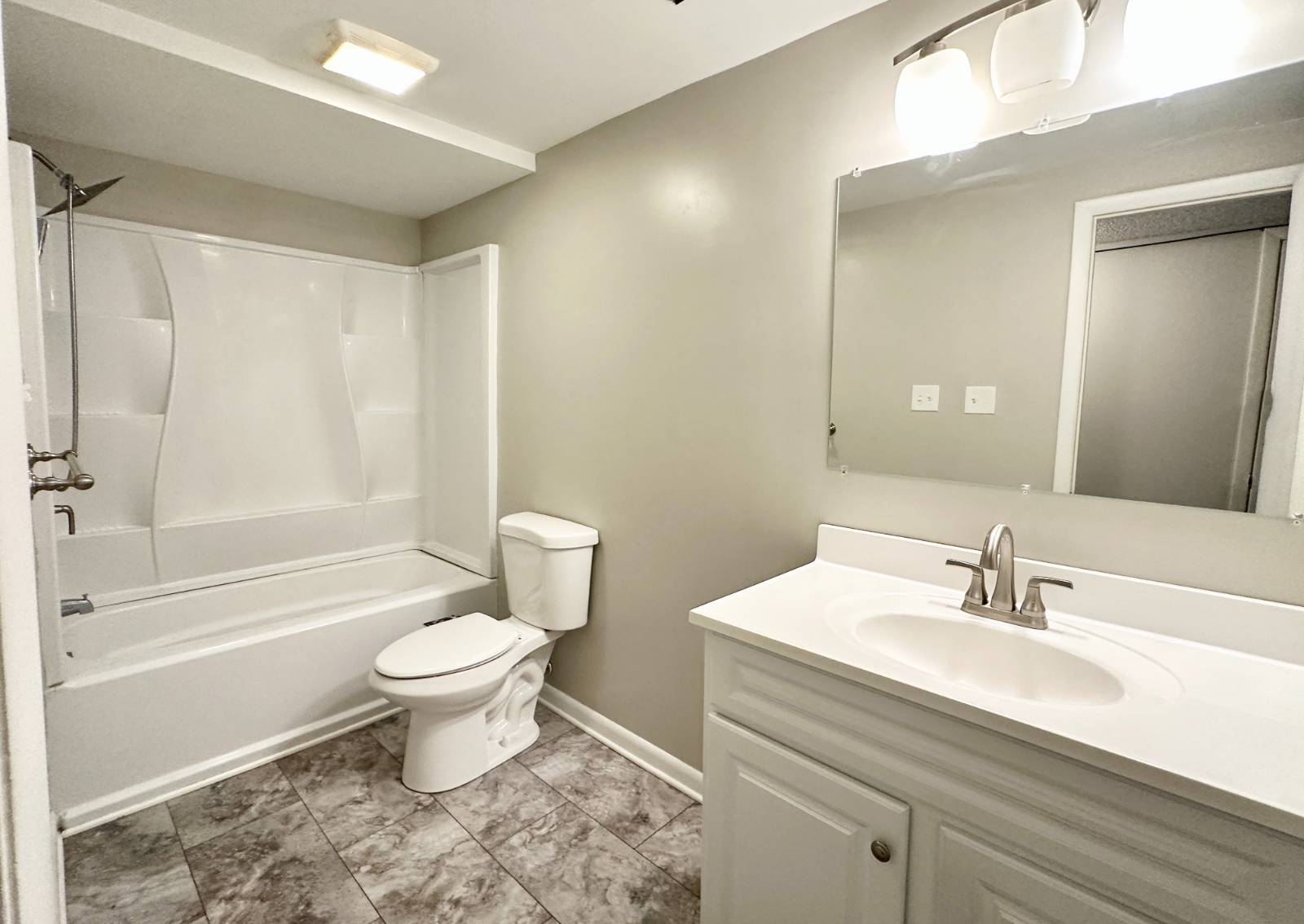 #12 photo, 1552 Helderberg Ave, #13, Rotterdam , NY 12306